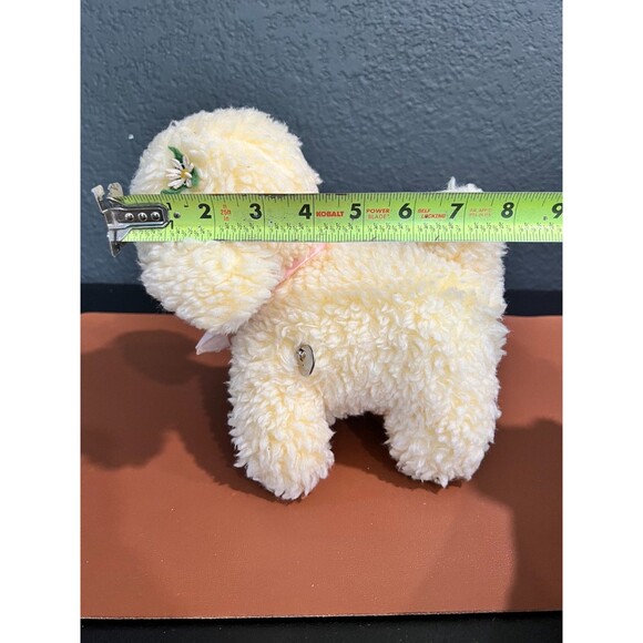 Vintage 8"  Cream baby Lamb Blue Eyes wind up musical plush - Picture 5 of 6